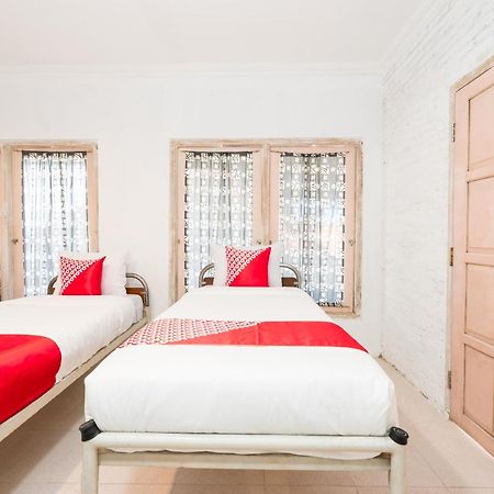 Hotel Reddoorz Syariah Near Plengkung Gading 2 Yogyakarta Exterior foto